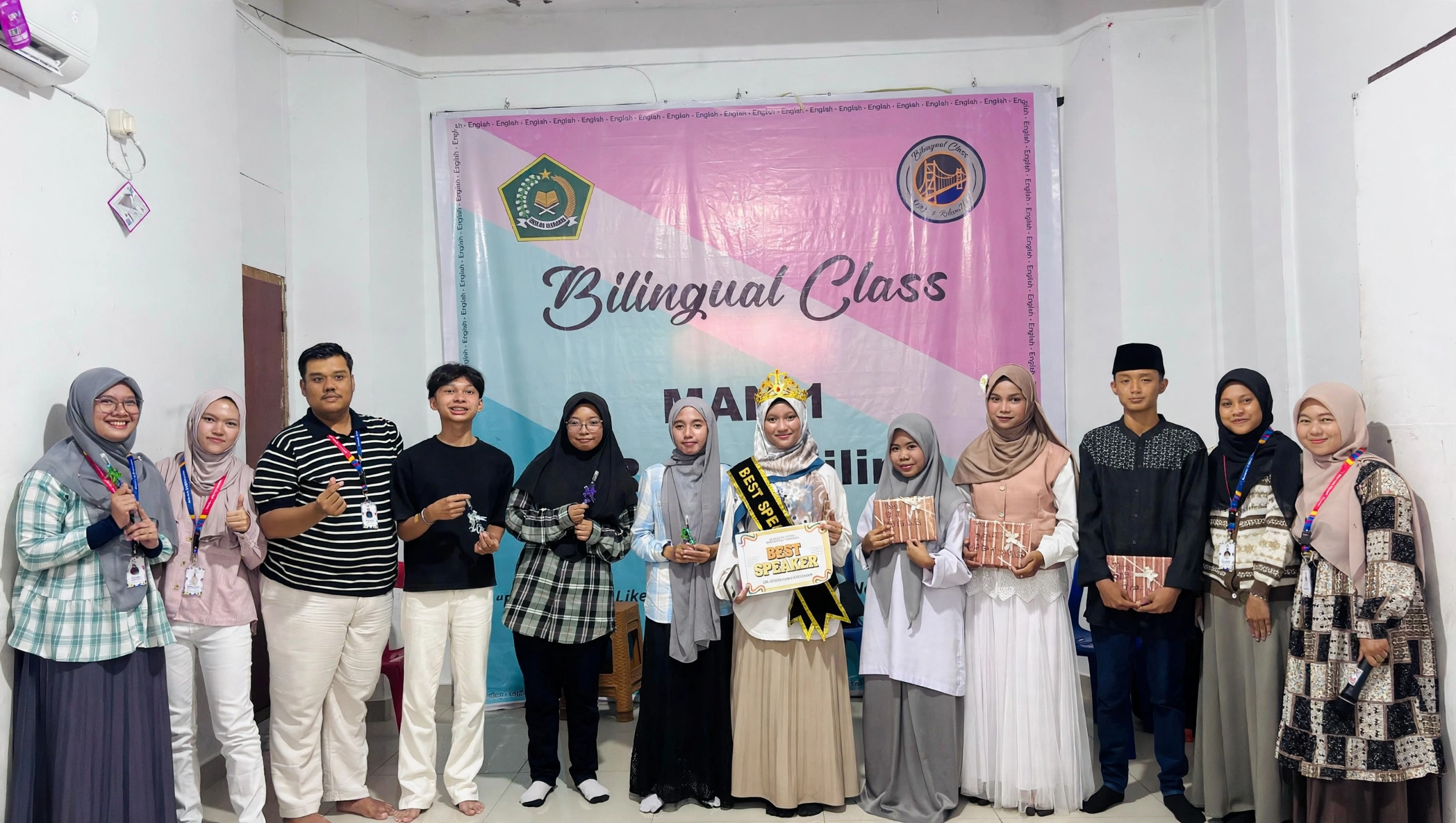 Foto 4 — Gelar Bilingual English Show, Tampilkan Kepercayaan Diri Berbahasa Inggris